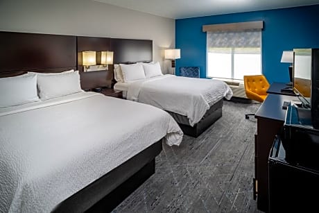 Standard Queen Room with Two Queen Beds