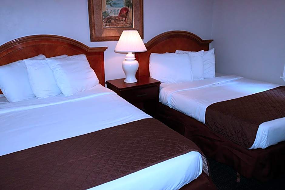 The Burgundy Inn Hotel and Apartments