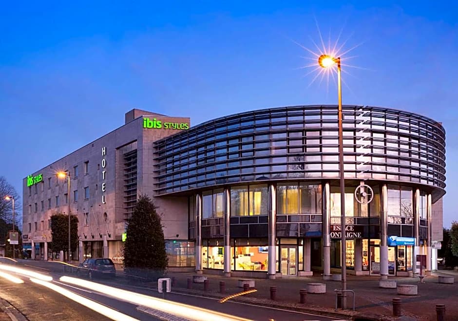 ibis Styles Bordeaux Saint Medard
