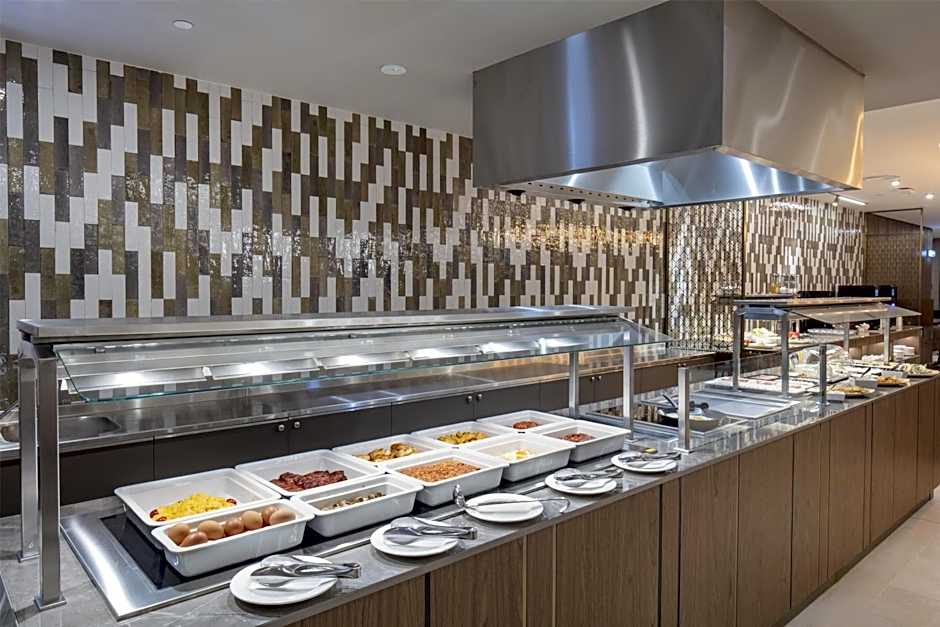 DoubleTree by Hilton Plovdiv Center