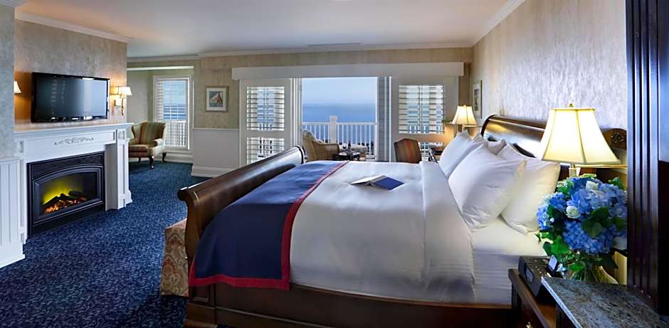 Madison Beach Hotel , Curio a Collection by Hilton
