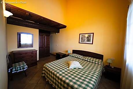 One-Bedroom Apartment - Split Level