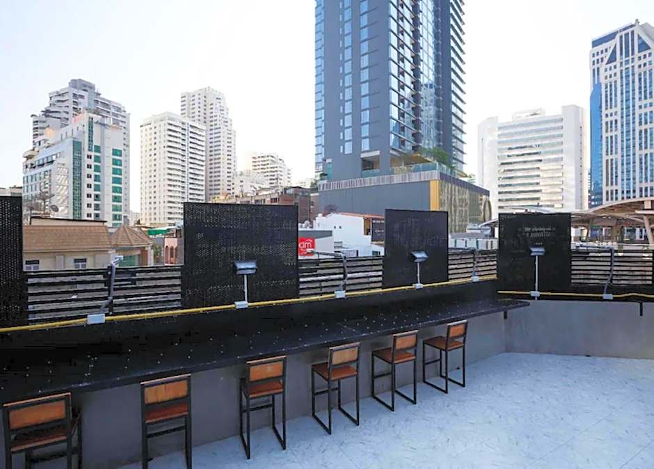 Episode 11 Hostel Sukhumvit