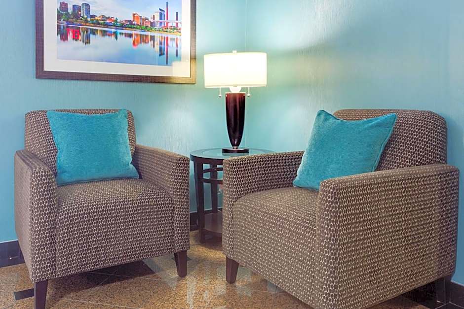 Drury Inn & Suites Birmingham Grandview