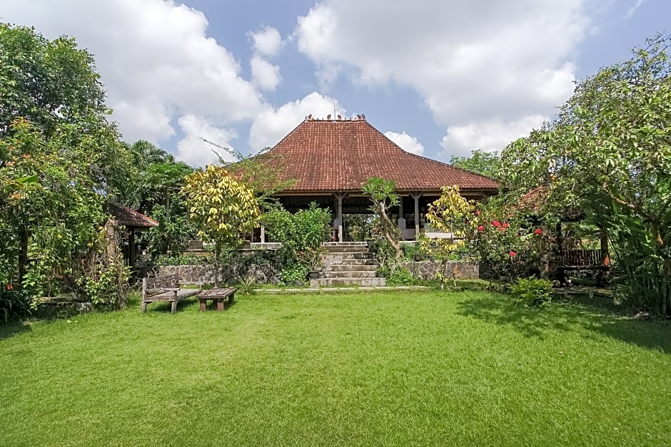Bali Eco Living Yoga Healing Meditation by ZUZU