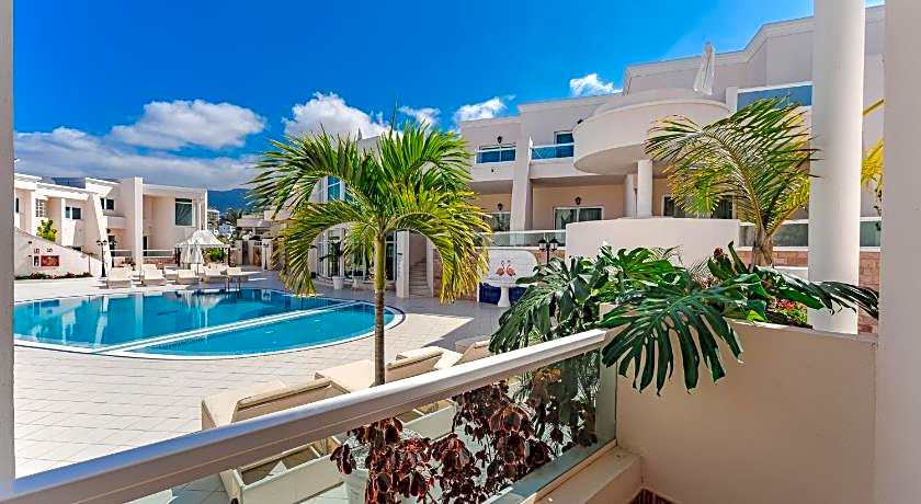 Hotel Flamingo Suites