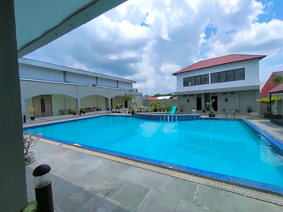 Brits Hotel Pangkalan Bun