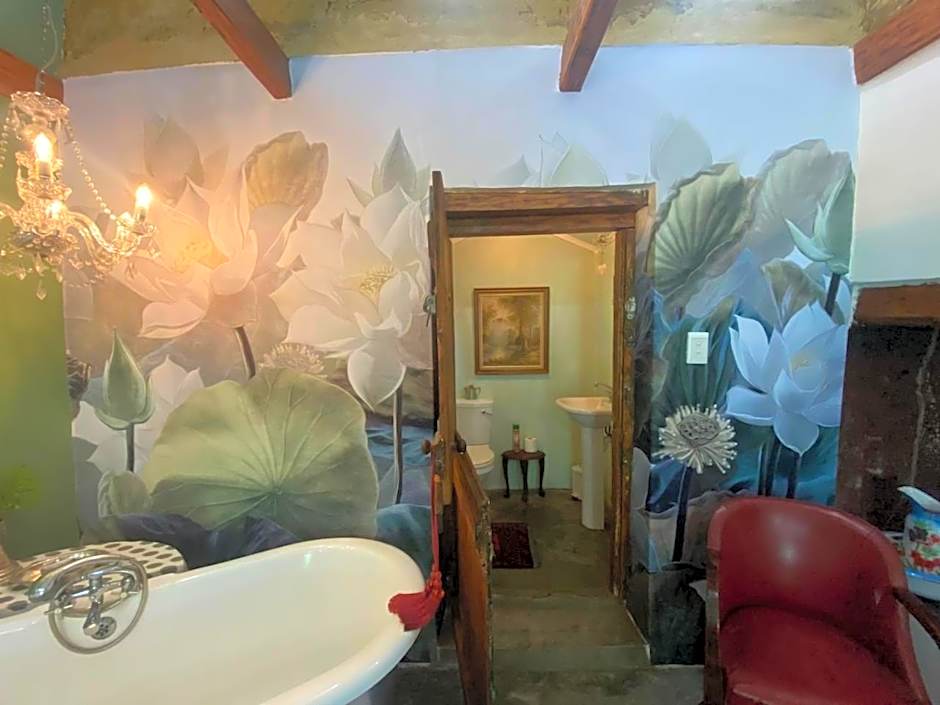 The Riverdeck Accommodation and Backpackers