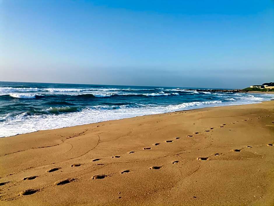 Hello Holiday-Banana Beach Club D17