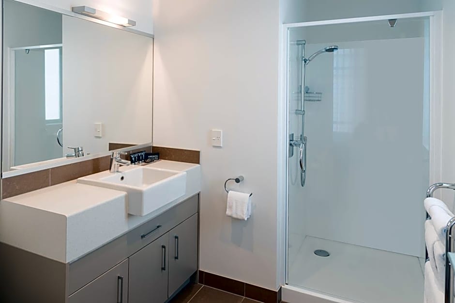 Boulcott Suites