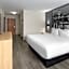 Super 8 by Wyndham Quebec City