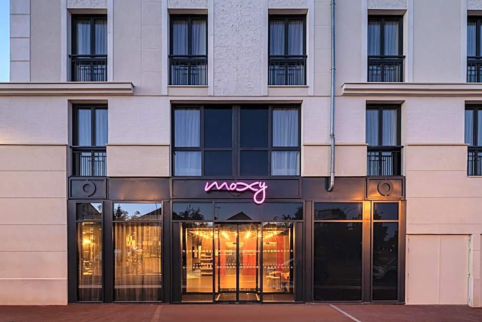 Moxy Paris Clamart