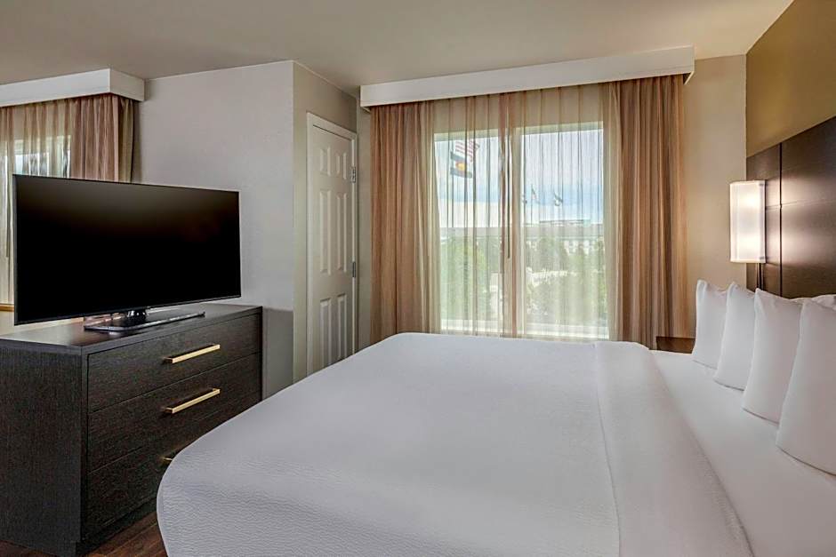 Residence Inn by Marriott Denver Airport at Gateway Park