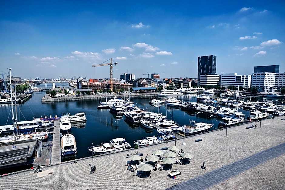 Hotel Docklands