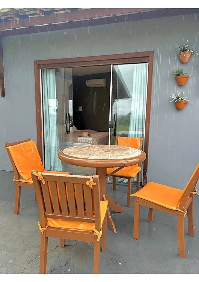 Casa Ilha| beira mar, piscina aquecida, 4 suítes