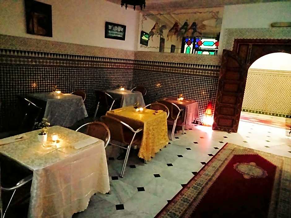 Hôtel Sid El Aidi Médina