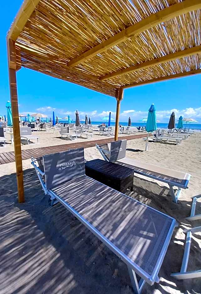 Hotel Ariella