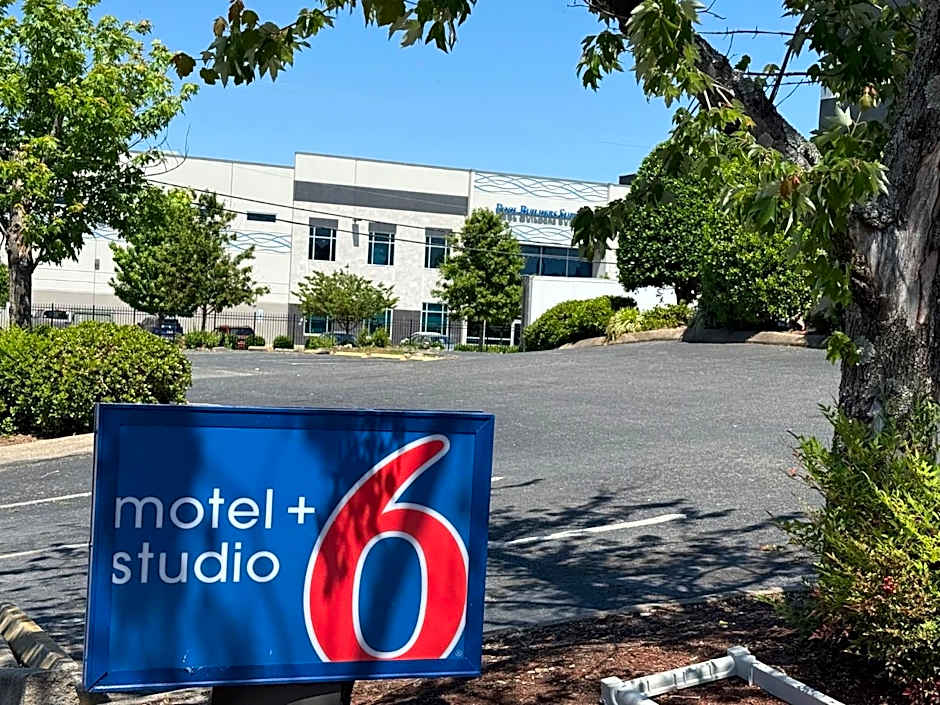 Motel 6 Charlotte, NC - Airport South