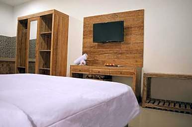Tirtha Canggu Suite