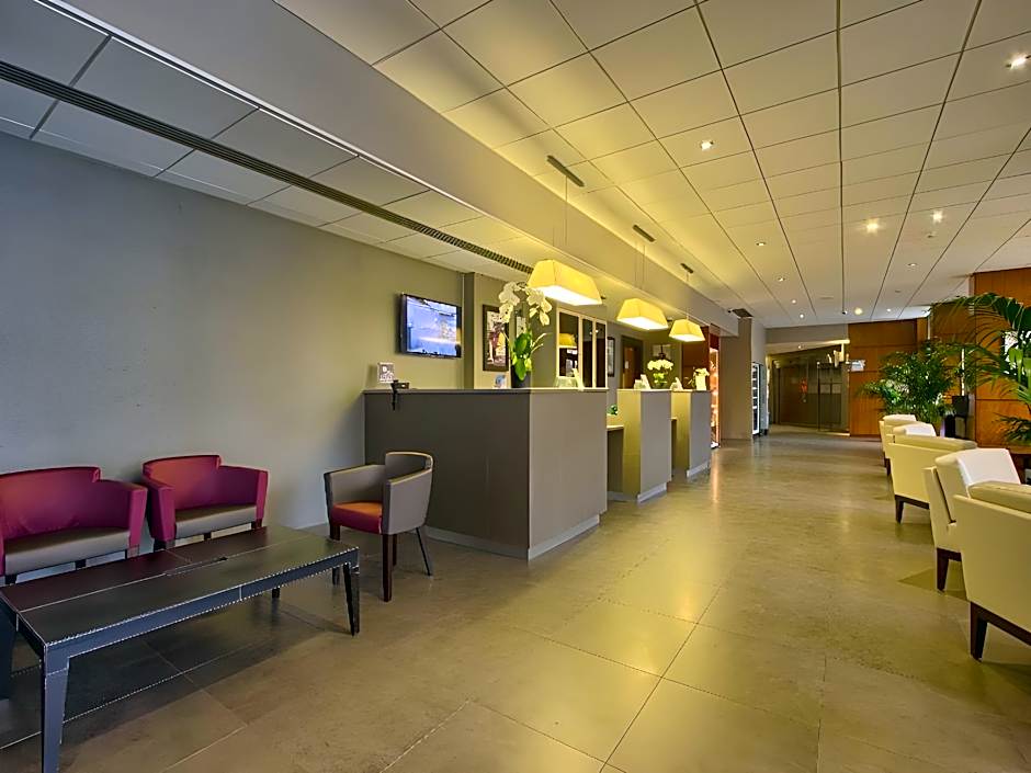 B&B HOTEL Paris 17 Batignolles