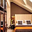 Astoria Hotel