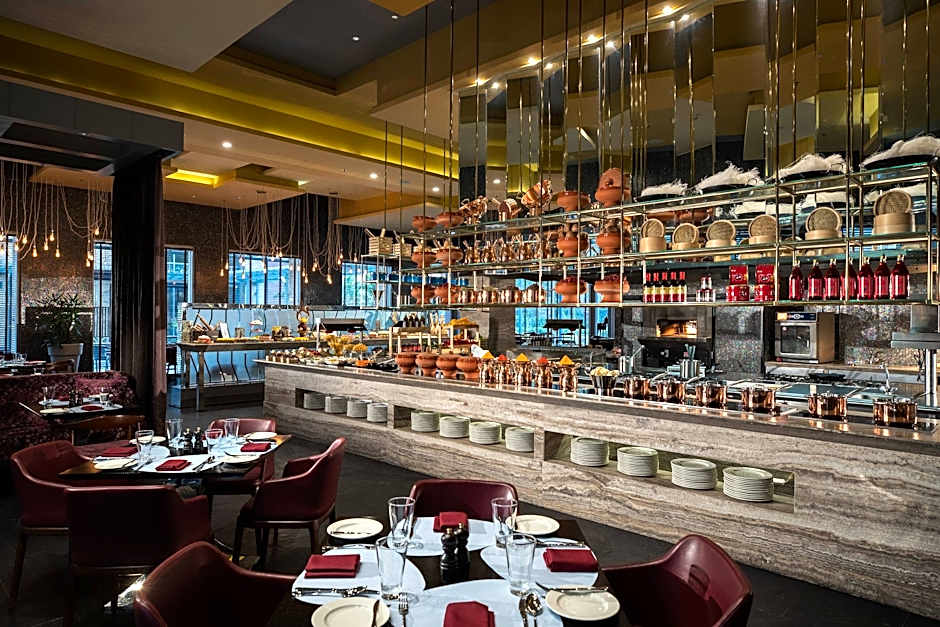 Renaissance by Marriott Bengaluru Race Course Hotel