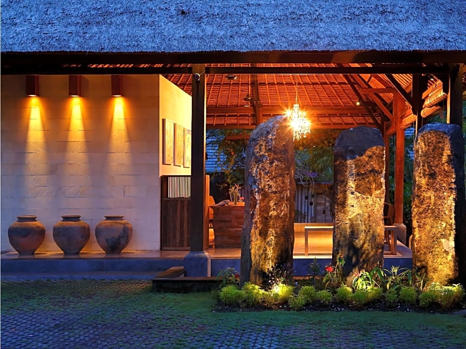 Villa Kayu Lama