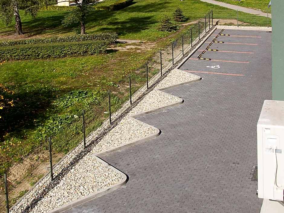 HOTEL ŁABĘDY i Hostel Łabędy