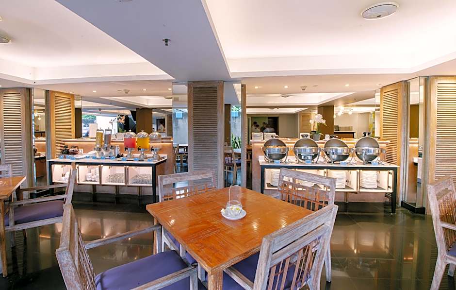 Kuta Beach Hotel