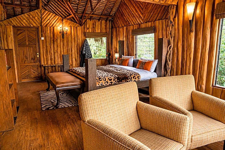 Exploreans Mara River Camp