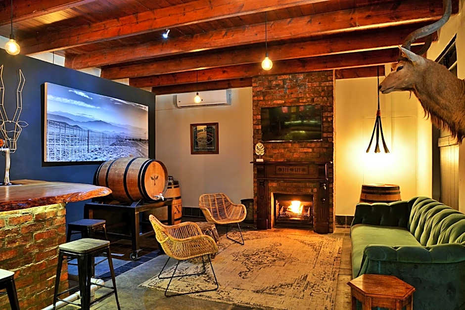 Swartberg Hotel, Cork Tree Collection