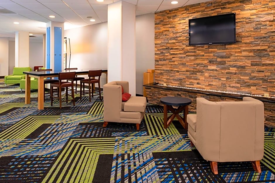 Holiday Inn Express Towson Baltimore N