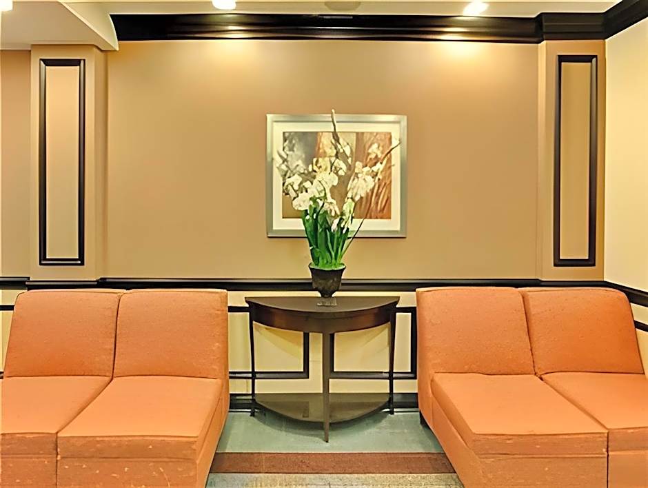 Holiday Inn Express Hotel & Suites Hamburg By IHG