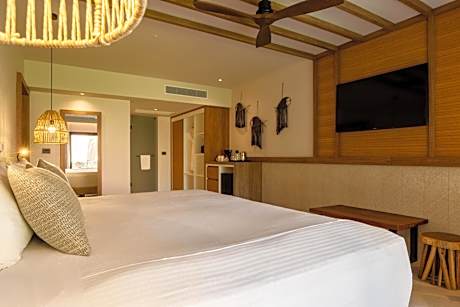 2 Bedroom Suite (2 Adults +3 Children)