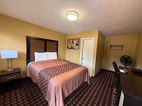 Deluxe Single Room
