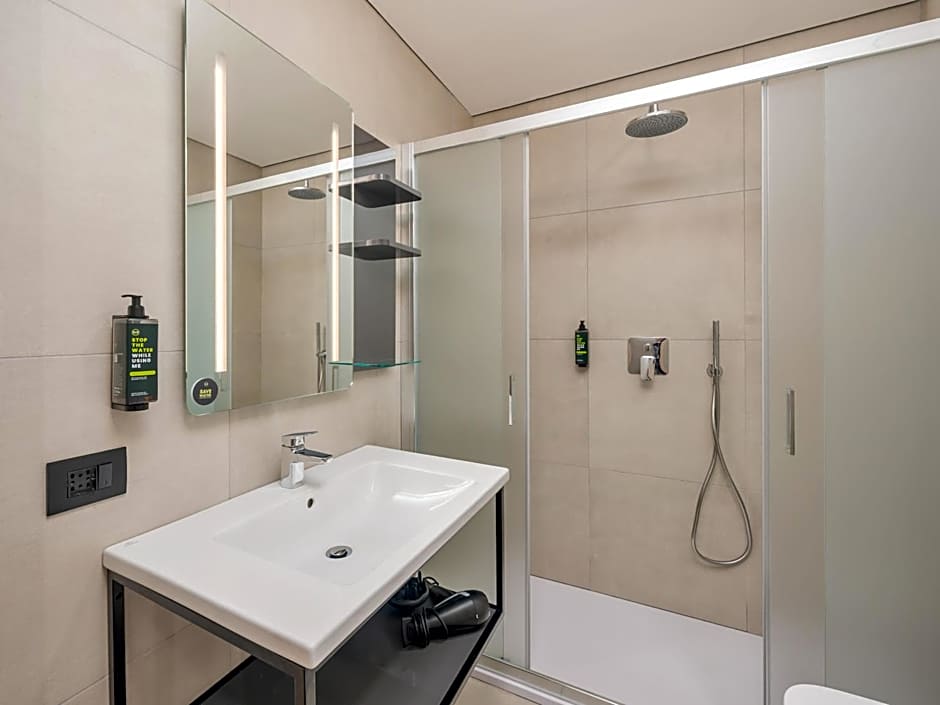 B&B Hotel Como City Center