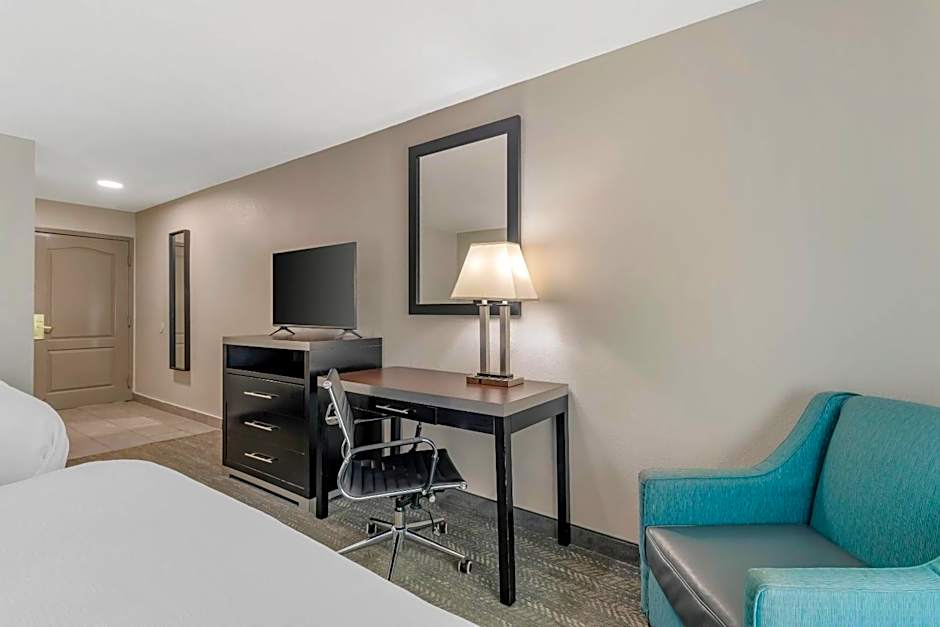 Quality Inn & Suites Union City - Atlanta South
