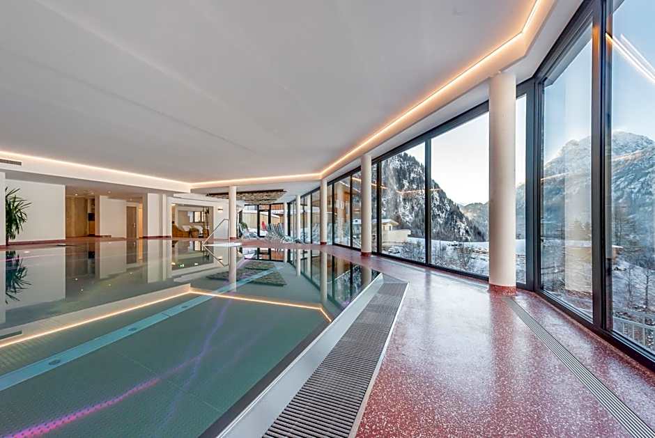 Hotel Burgstein - alpin & lifestyle