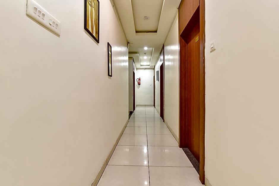 FabHotel Prime Square 36