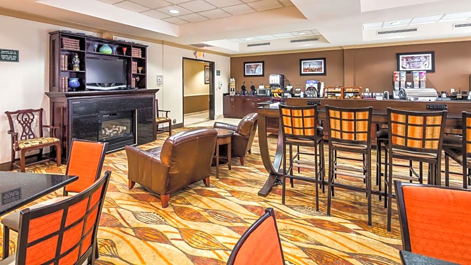 Best Western Riverview Inn & Suites