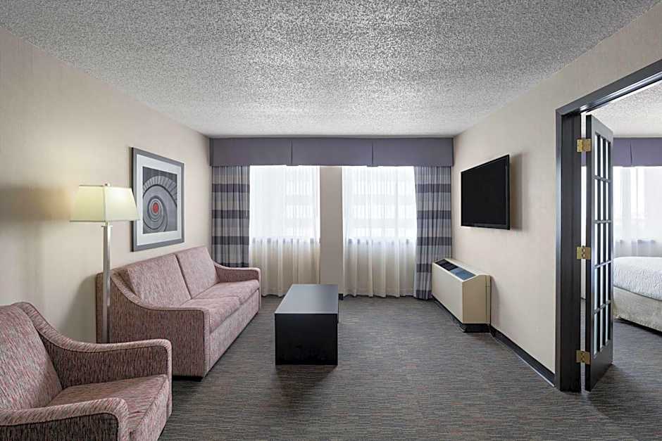Ramada Plaza by Wyndham Regina Downtown