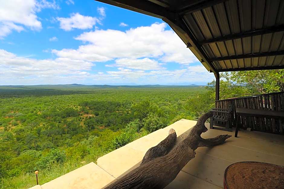 Sable Creek Safari Lodge