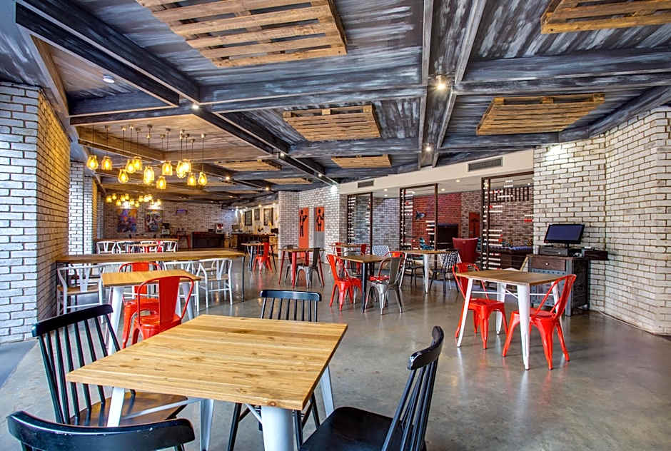 26° South Bush Boho Hotel