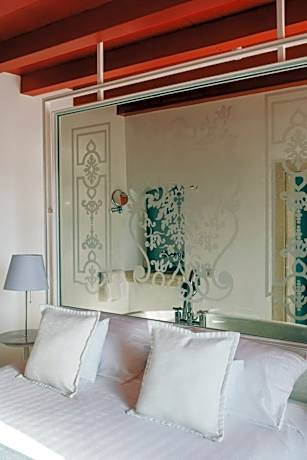 Three-Bedroom Apartment - VENICE