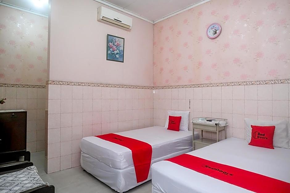 RedDoorz Syariah at Griya Raharja Klaten