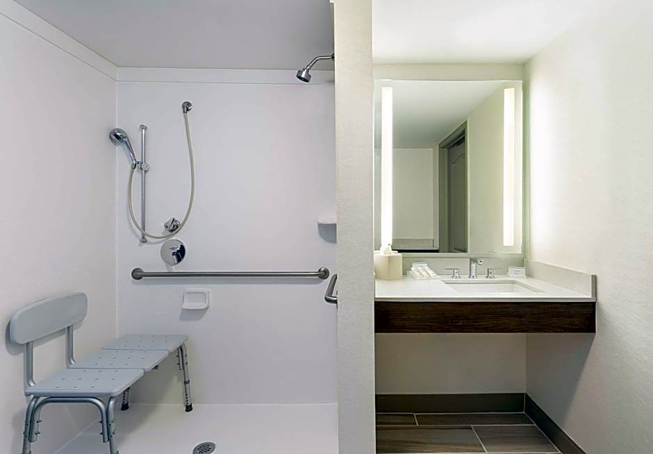 Hilton Garden Inn Melville