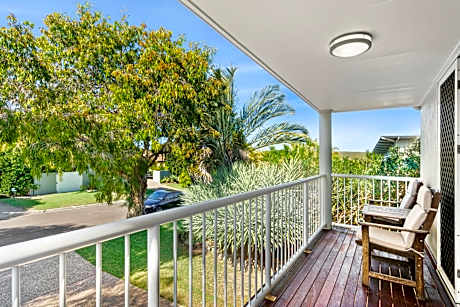 Peace within the palms, Castaways Beach