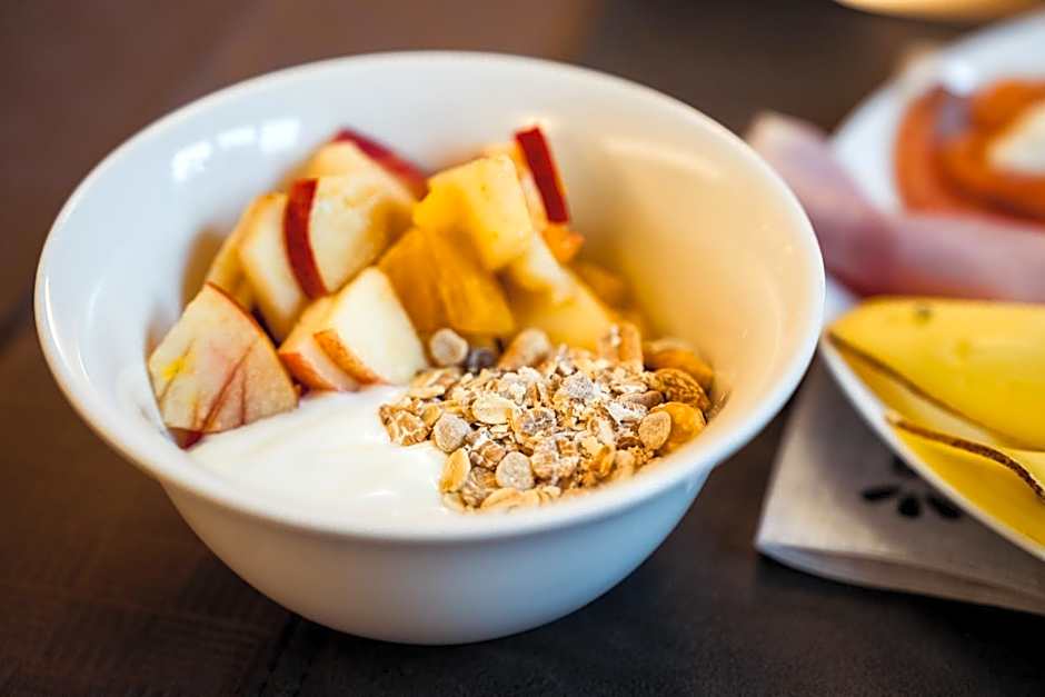 La Pasta Hotel Restaurant