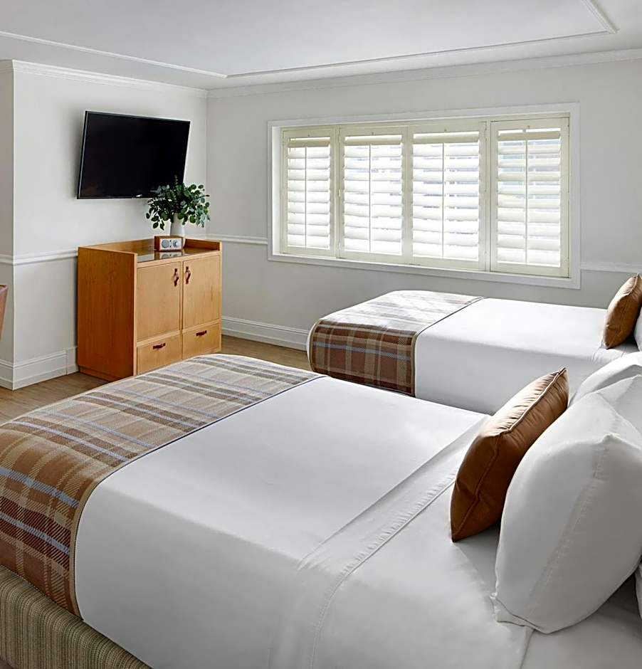 Coachman's Inn, A Four Sisters Inn