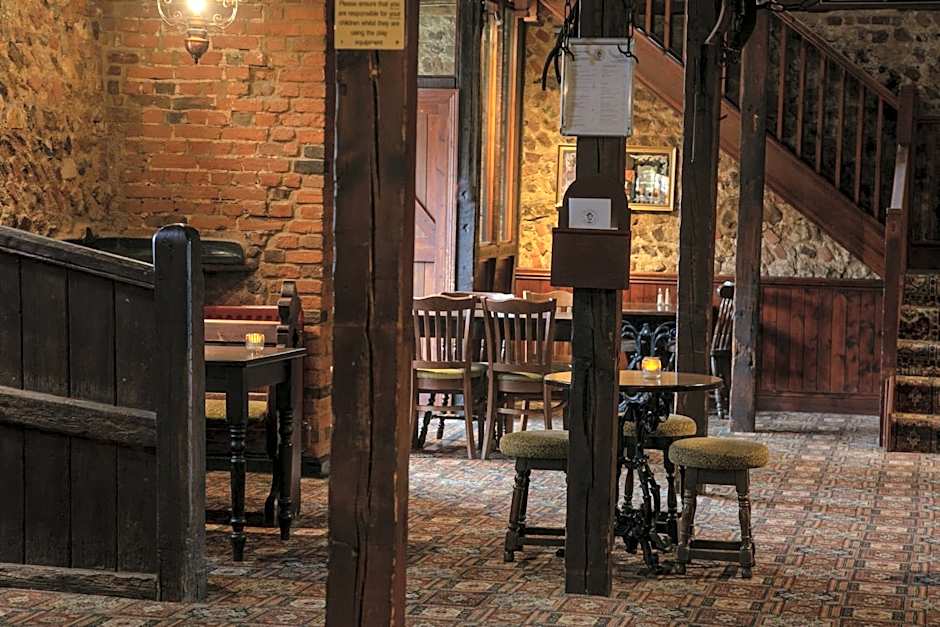 Knights Hill Hotel & Spa